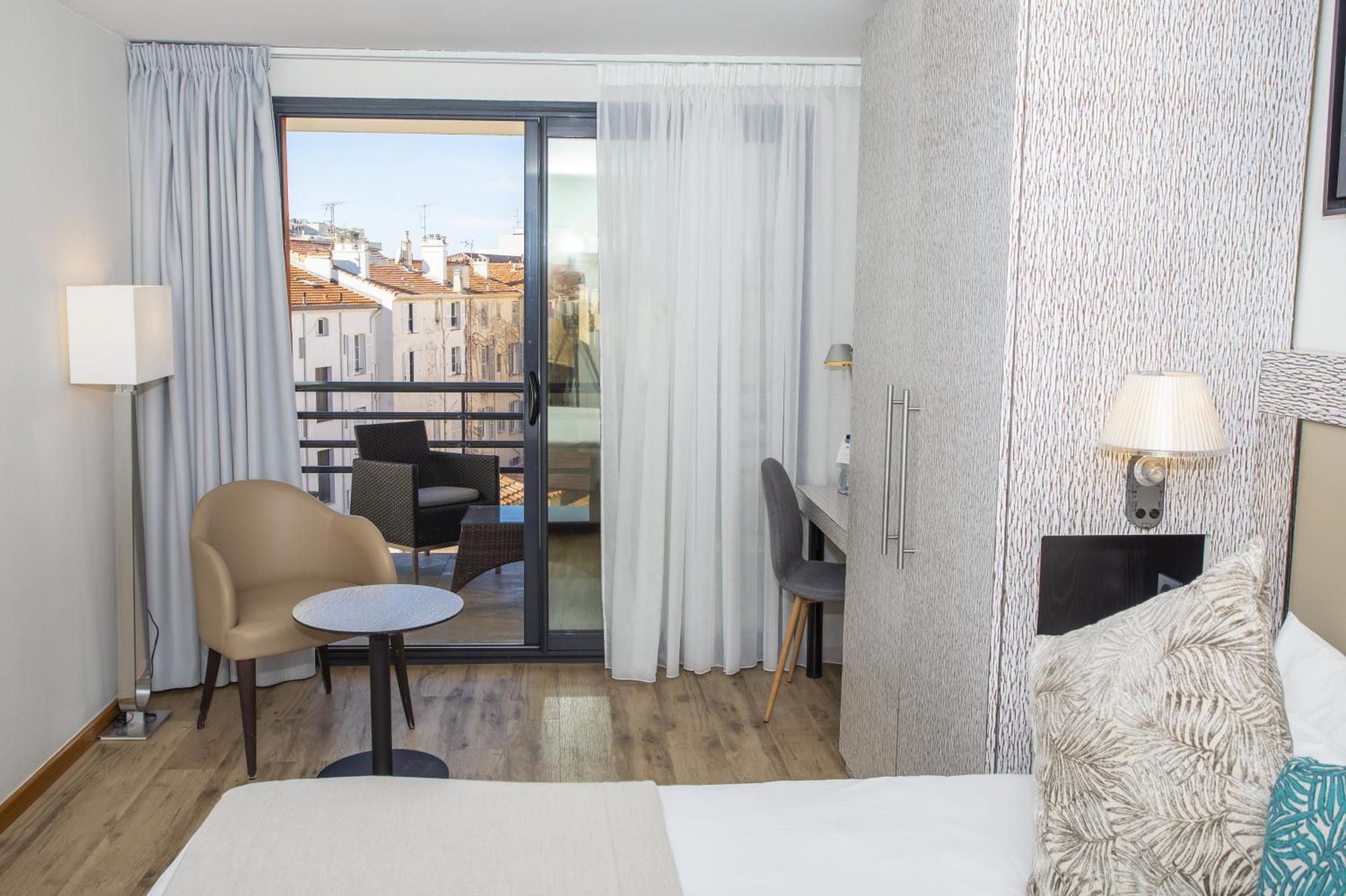 Hotel Eden Y Cannes