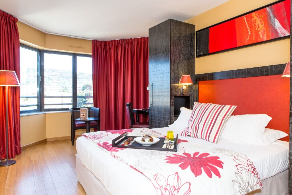 Hotel Eden Y Cannes